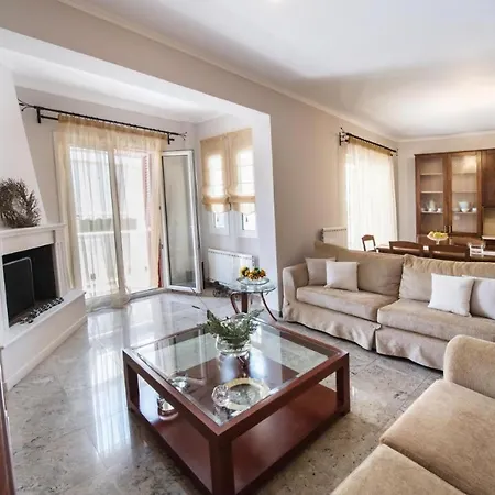 La Strada City House Lefkada City