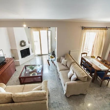 La Strada House *
