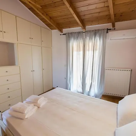 公寓 La Strada House Lefkáda